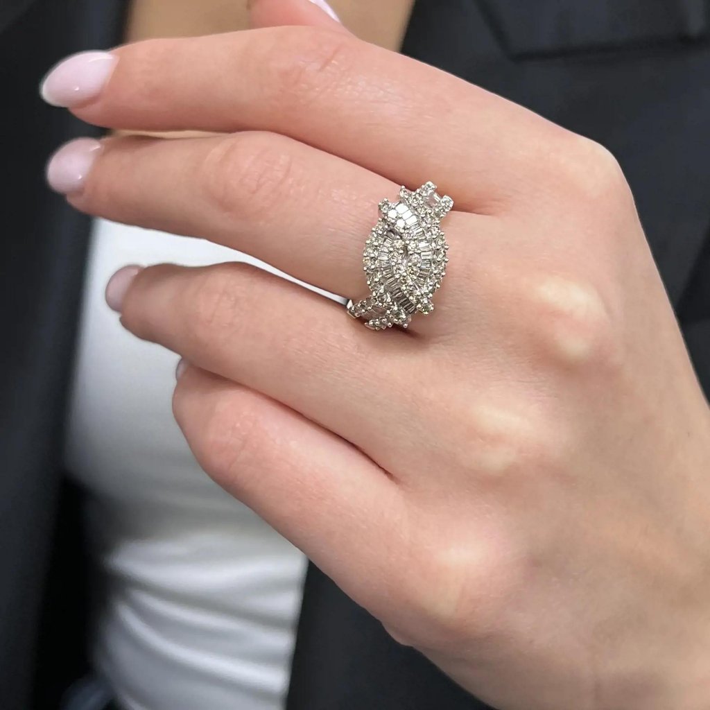 1.36cttw Baguette And Round Cut Diamond Cocktail Ring 14k Yellow Gold Size 7.5